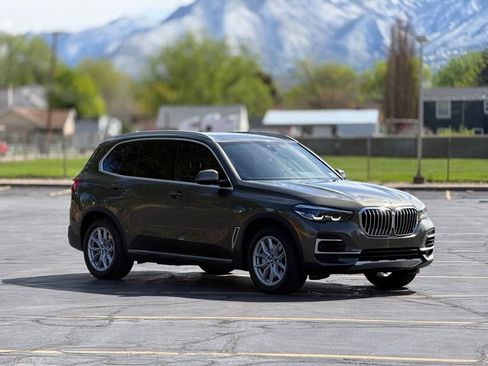 Used 2023 BMW X5 xDrive45e AWD/4WD image 3