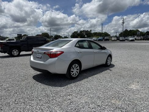 Used 2016 Toyota Corolla S FWD image 3