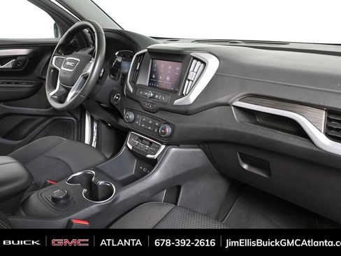 Certified 2024 GMC Terrain SLE image 19