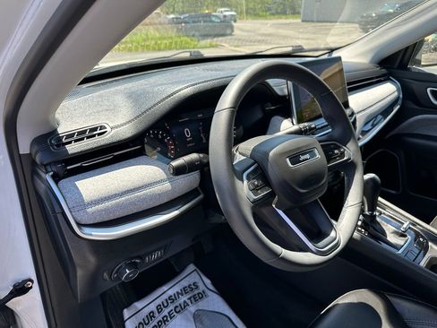 Certified 2022 Jeep Compass Latitude AWD/4WD image 19