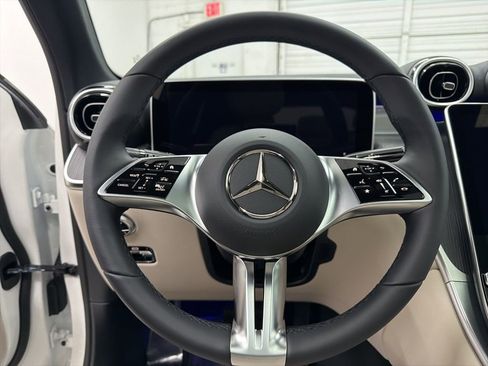 New 2026 Mercedes-Benz GLC 300 image 15