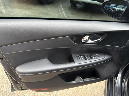 Used 2021 Kia Forte GT-Line w/ GT-Line Premium Package image 10