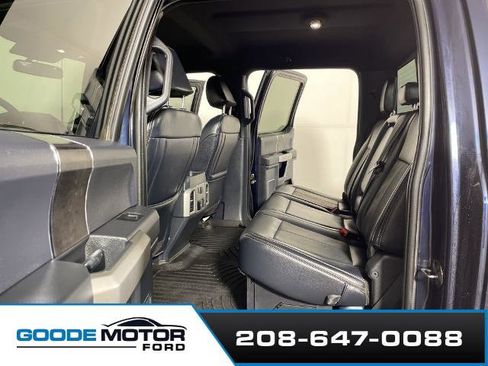 Certified 2022 Ford F350 Lariat w/ Black Appearance Package image 18