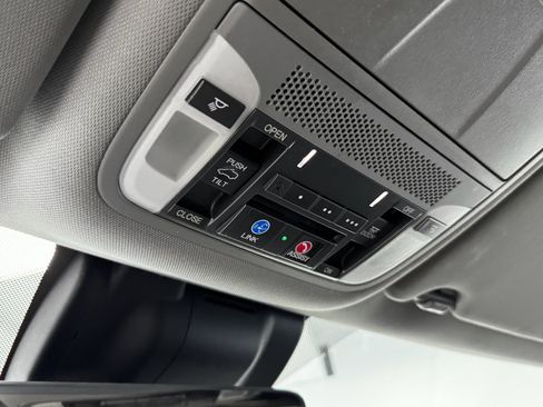 Used 2019 Acura MDX SH-AWD w/ Technology Package image 33