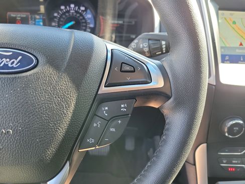 Certified 2020 Ford Edge SEL w/ Convenience Package FWD image 7
