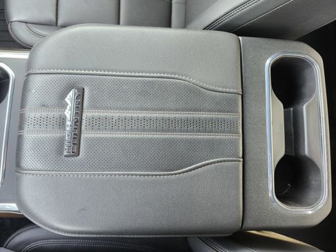 Used 2025 Chevrolet Silverado 2500 High Country AWD/4WD image 27