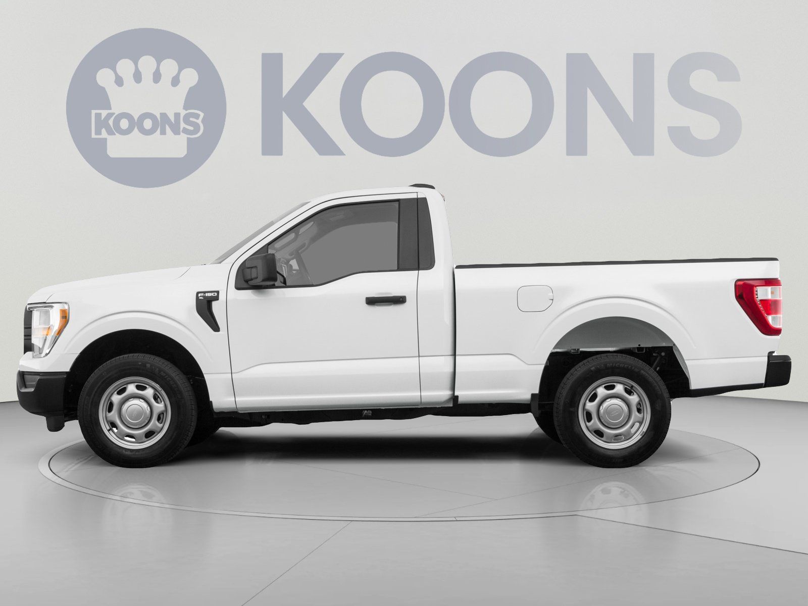 Used 2023 Ford F150 XL w/ Trailer Tow Package RWD image 2