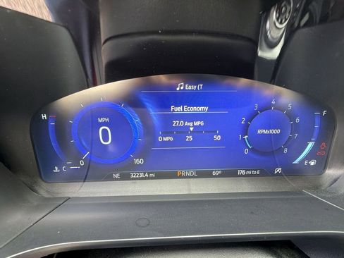Used 2022 Ford Escape SEL w/ Technology Package FWD image 15