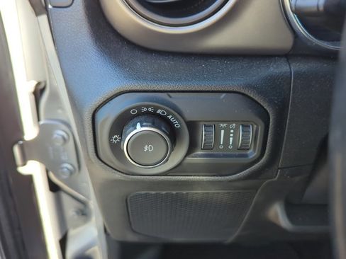 Used 2021 Jeep Wrangler Unlimited Sport w/ Sun And Sound Package image 15