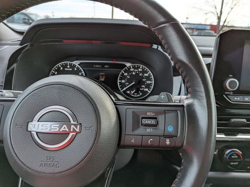 Used 2023 Nissan Pathfinder Rock Creek image 17