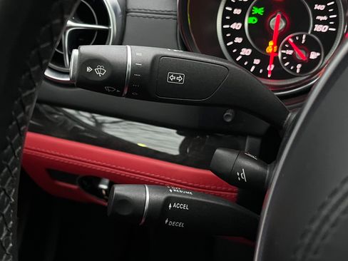 Used 2019 Mercedes-Benz SL 550 image 38