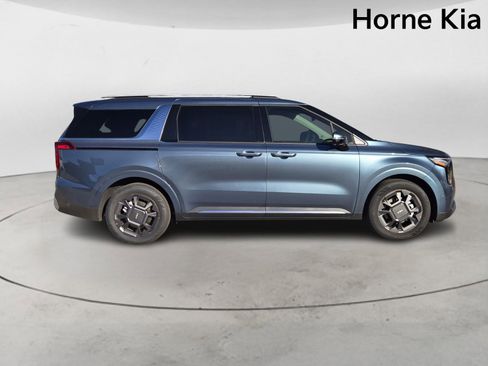 New 2026 Kia Carnival SX image 3