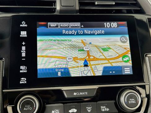 Used 2018 Honda Civic Touring image 32