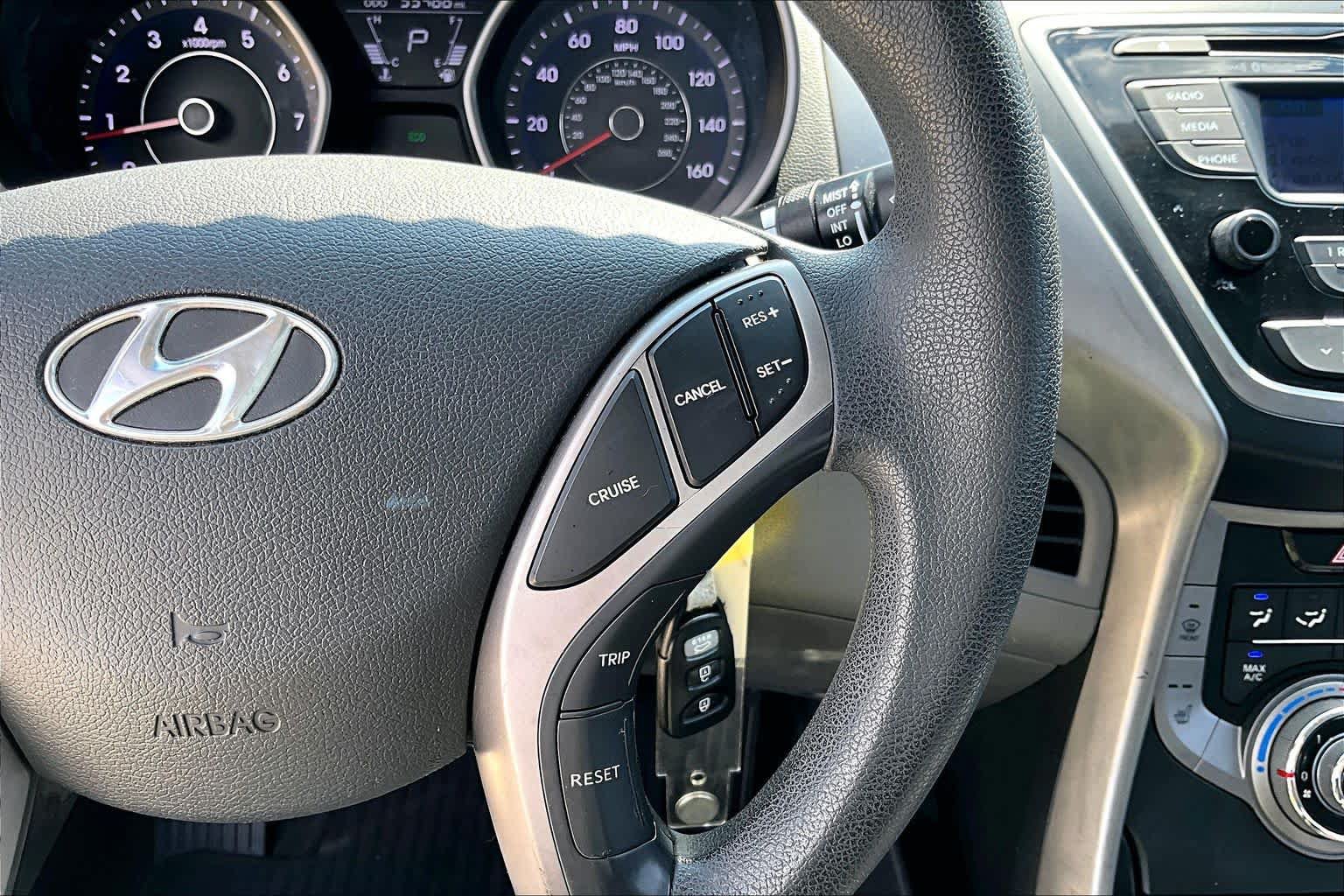 Used 2013 Hyundai Elantra GLS w/ Preferred Pkg FWD image 21