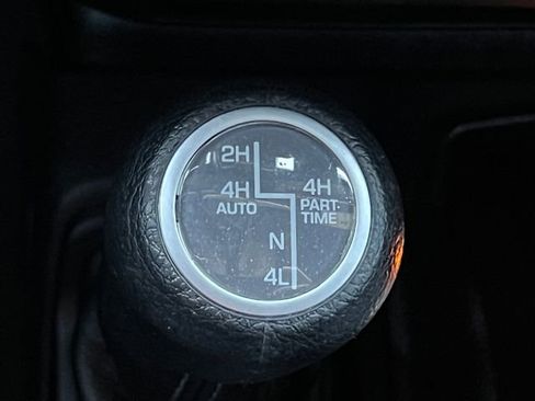 Used 2024 Jeep Wrangler Unlimited Sahara AWD/4WD image 29