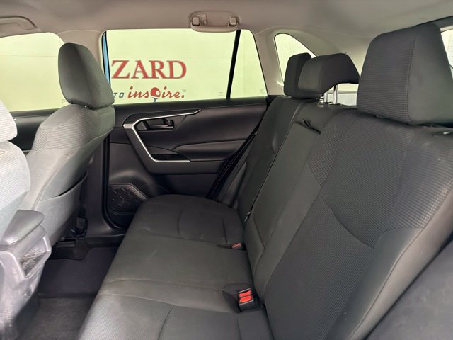 Used 2019 Toyota RAV4 LE FWD image 23
