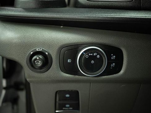 Used 2023 Ford Transit 350 XLT image 26