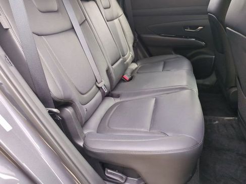 Certified 2025 Hyundai Tucson Limited image 17