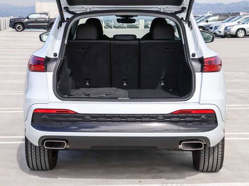 Used 2025 Audi Q5 Premium Plus w/ Premium Plus AWD/4WD image 36