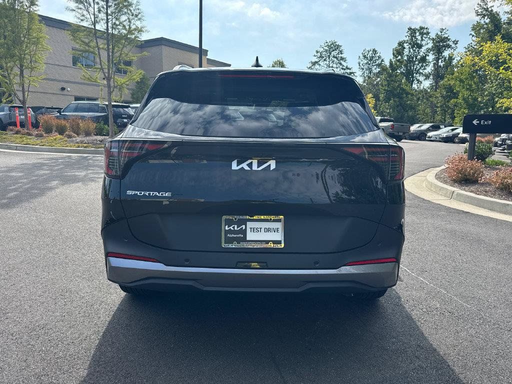 Used 2026 Kia Sportage EX w/ EX Panorama Roof Package FWD image 6