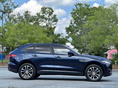 Used 2017 Jaguar F-PACE Premium AWD/4WD image 4