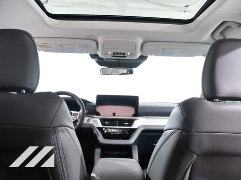 New 2025 Ford Explorer Active w/ Active Comfort Package image 17