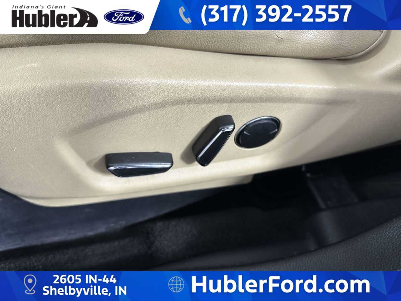 Used 2017 Ford Explorer XLT w/ Equipment Group 202A FWD image 13