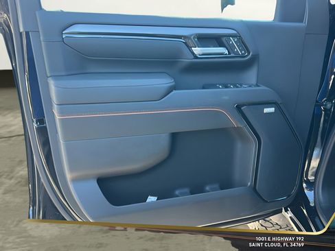 New 2026 GMC Sierra 2500 AT4 w/ AT4 Premium Plus Package image 12