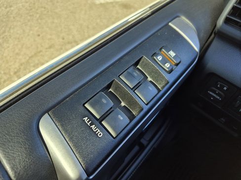 Used 2024 Toyota 4Runner Limited image 13