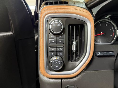 Used 2020 Chevrolet Silverado 2500 High Country AWD/4WD image 14
