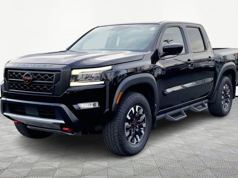 Used 2023 Nissan Frontier PRO-4X w/ Pro Convenience Package image 3