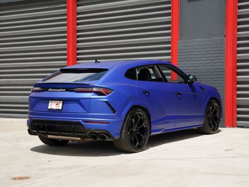 Used 2020 Lamborghini Urus AWD/4WD image 10