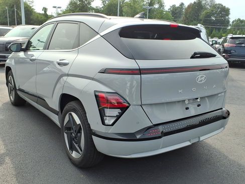 Certified 2024 Hyundai Kona Limited FWD image 8