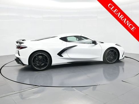 Used 2022 Chevrolet Corvette Stingray Premium Cpe w/ Z51 Performance Package image 5