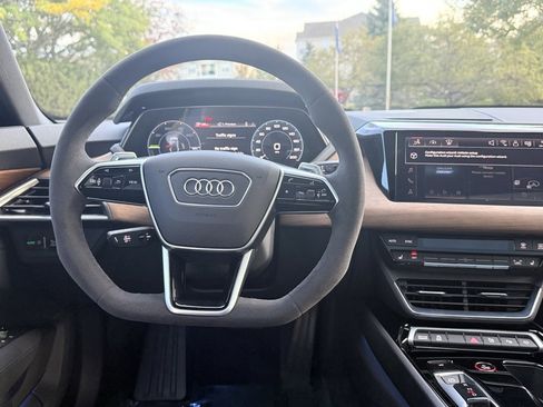 Used 2023 Audi e-tron GT Prestige w/ Prestige Package image 24