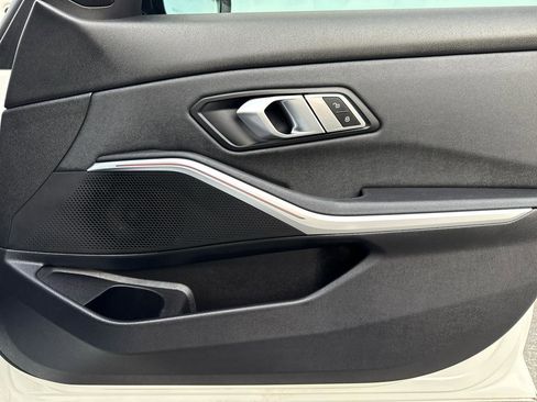 Used 2021 BMW 330i xDrive Sedan w/ Premium Package image 41