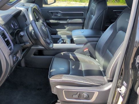 Used 2024 RAM 1500 Laramie image 11