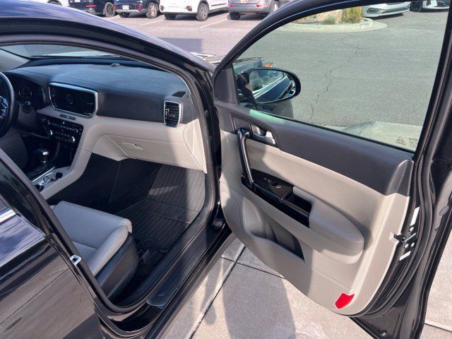 Used 2021 Kia Sportage EX AWD/4WD image 27
