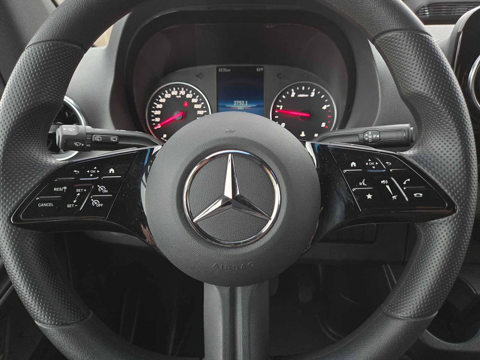 Used 2025 Mercedes-Benz Sprinter 2500 image 25