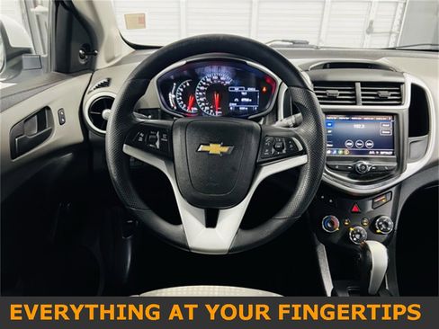 Used 2020 Chevrolet Sonic LT image 5