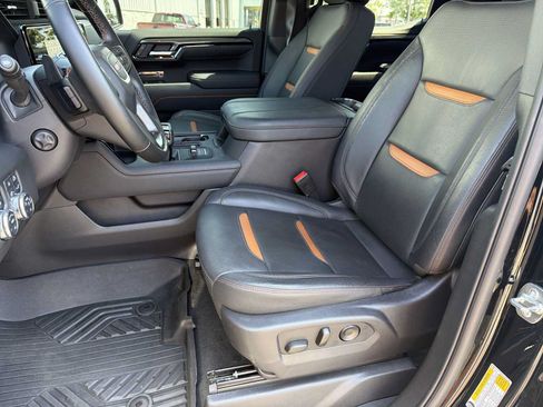 Used 2025 GMC Sierra 1500 AT4 w/ AT4 Premium Package AWD/4WD image 22