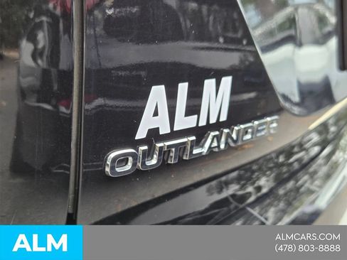 Used 2024 Mitsubishi Outlander SE FWD image 16