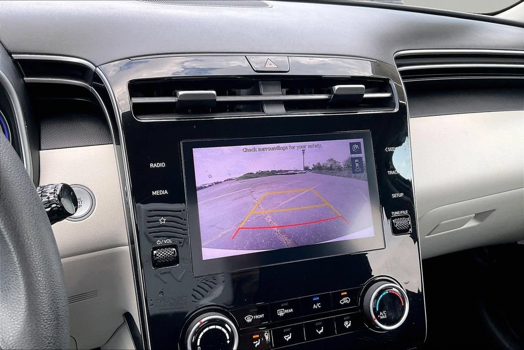 Used 2023 Hyundai Tucson SEL FWD image 16