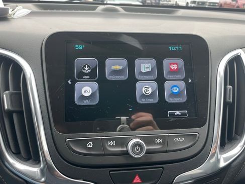 Used 2018 Chevrolet Equinox Premier image 15