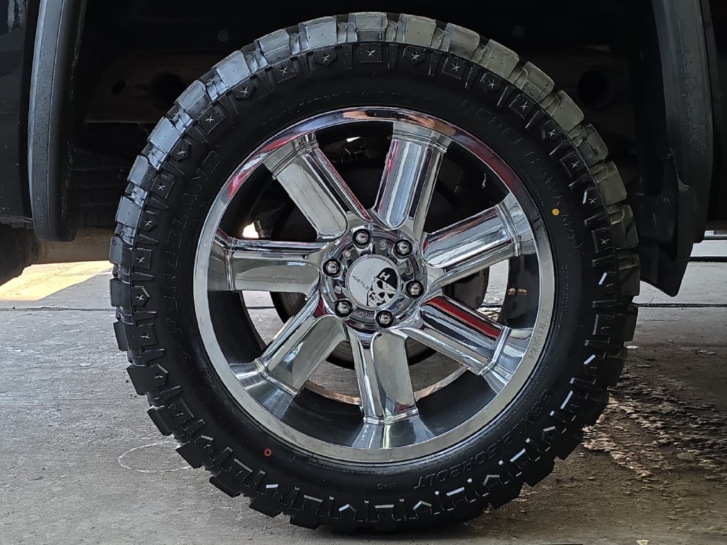 Used 2018 GMC Sierra 1500 SLT w/ Texas SLT Premium Package RWD image 32