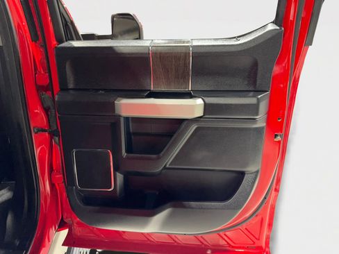 Used 2021 Ford F250 Lariat w/ Lariat Ultimate Package image 32