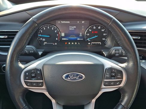 Certified 2023 Ford Explorer XLT w/ Equipment Group 202A AWD/4WD image 21