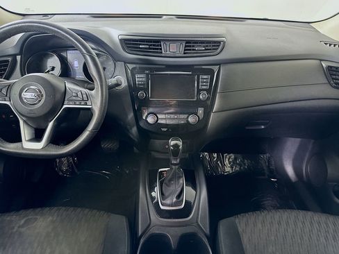 Used 2019 Nissan Rogue SV image 13