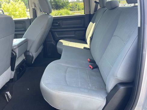 Used 2016 RAM 1500 Express w/ Popular Equipment Group AWD/4WD image 12