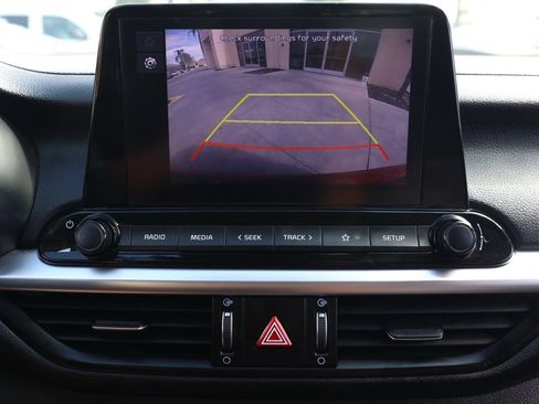 Used 2023 Kia Forte LXS image 29